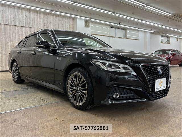 Toyota CROWN SEDAN 2018-11 7216671-14