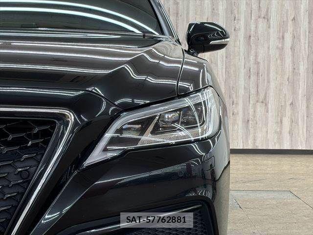 Toyota CROWN SEDAN 2018-11 7216671-20