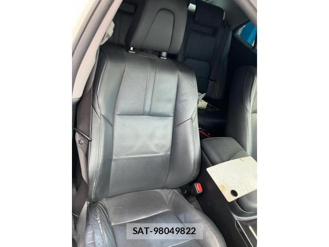 Toyota CROWN SEDAN 2014-05 7216631-13