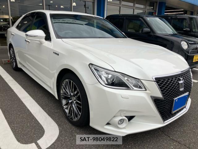 Toyota CROWN SEDAN 2014-05 7216631-1