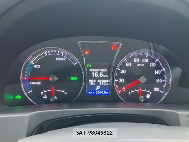Toyota CROWN SEDAN 2014-05 7216631-18