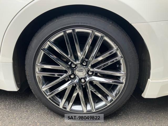 Toyota CROWN SEDAN 2014-05 7216631-6