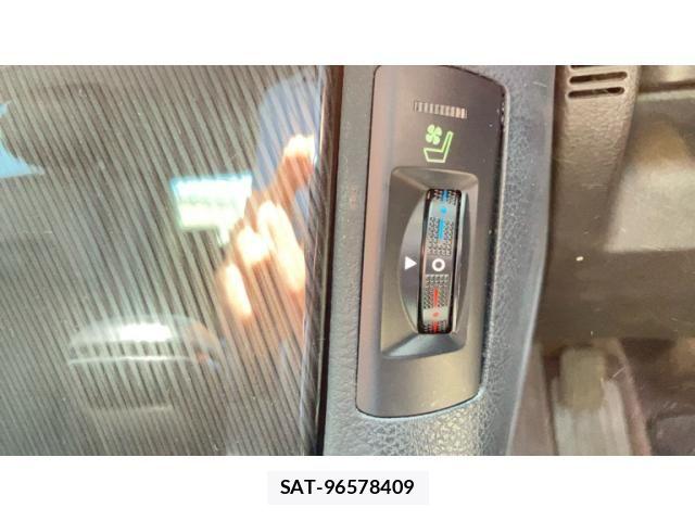Toyota CROWN SEDAN 2009-09 7216598-18