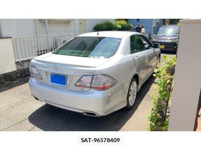 Toyota CROWN SEDAN 2009-09 7216598-3