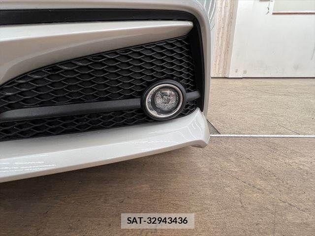 Toyota CROWN SEDAN 2018-10 7216666-21