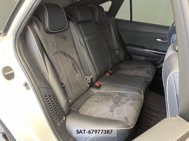 Toyota CROWN SEDAN 2019-01 7216672-12