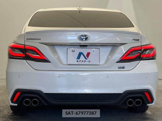 Toyota CROWN SEDAN 2019-01 7216672-14