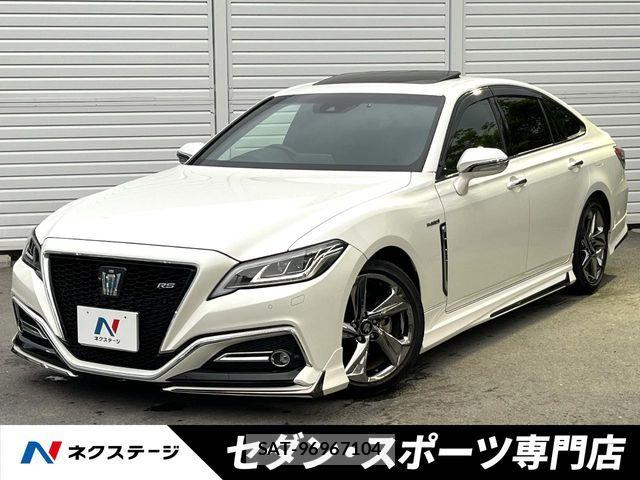 Toyota CROWN SEDAN 2018-07 7216657-0