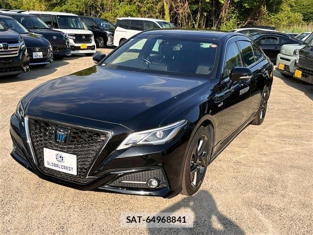 Toyota CROWN SEDAN 2019-02 7216674-9