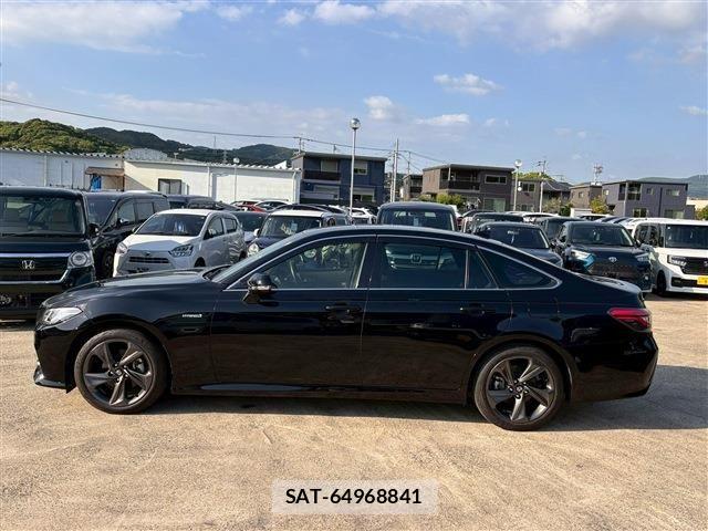 Toyota CROWN SEDAN 2019-02 7216674-10