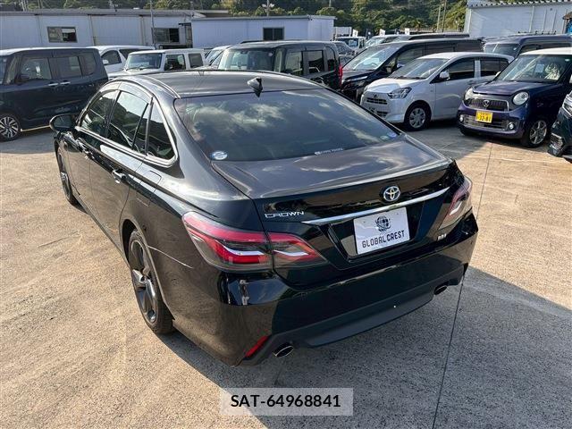 Toyota CROWN SEDAN 2019-02 7216674-11