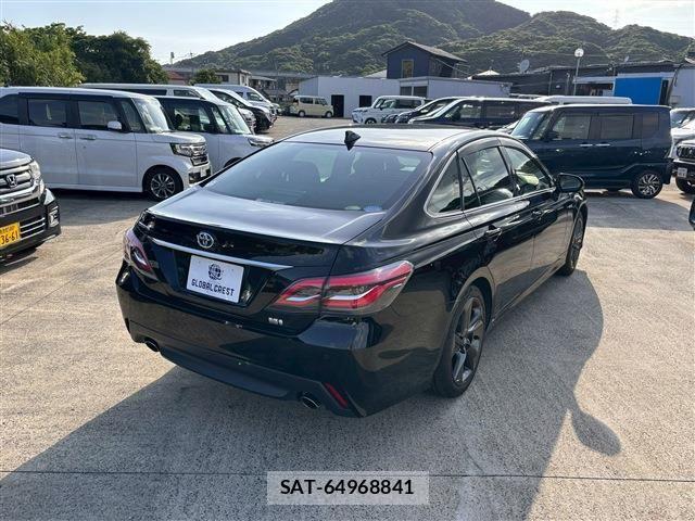 Toyota CROWN SEDAN 2019-02 7216674-13