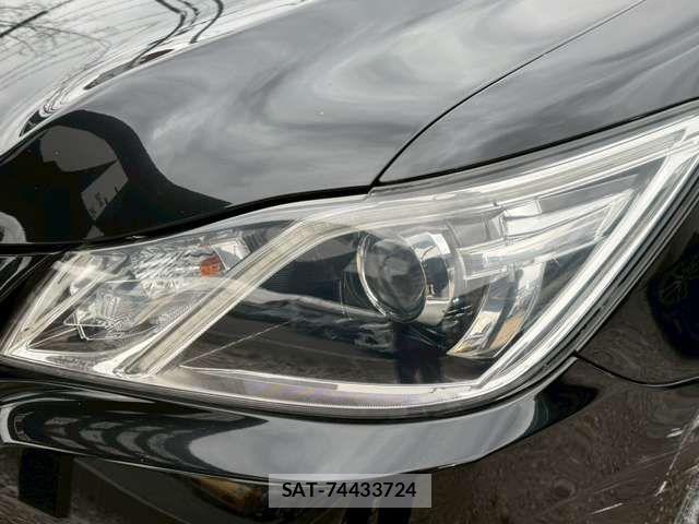 Toyota CROWN SEDAN 2013-03 7216606-15