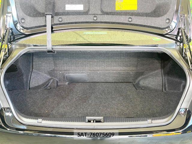 Toyota CROWN SEDAN 2013-03 7216604-9