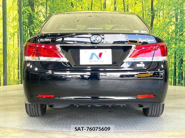 Toyota CROWN SEDAN 2013-03 7216604-14