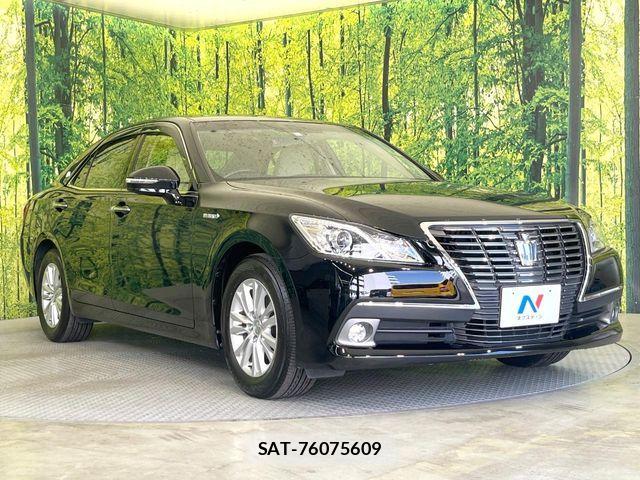 Toyota CROWN SEDAN 2013-03 7216604-15
