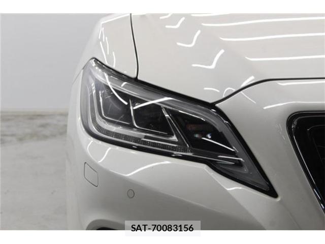 Toyota CROWN SEDAN 2018-10 7216667-11