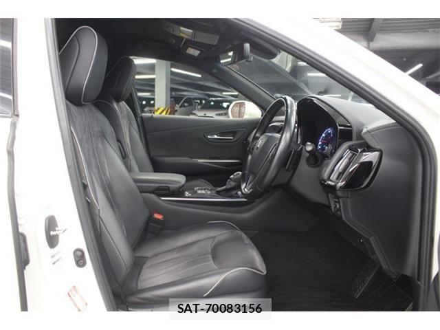 Toyota CROWN SEDAN 2018-10 7216667-28