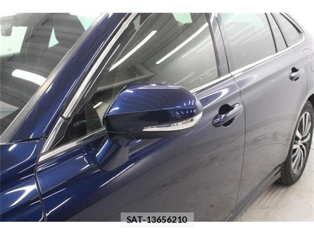 Toyota CROWN SEDAN 2019-02 7216673-16