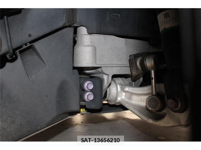Toyota CROWN SEDAN 2019-02 7216673-19