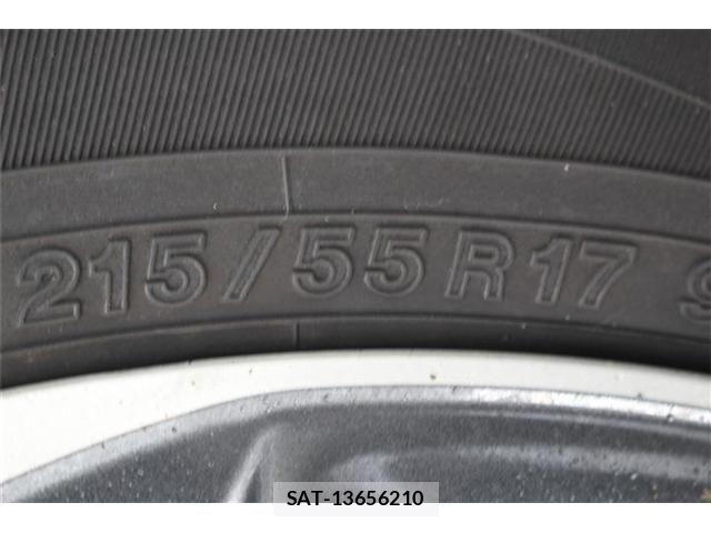 Toyota CROWN SEDAN 2019-02 7216673-21