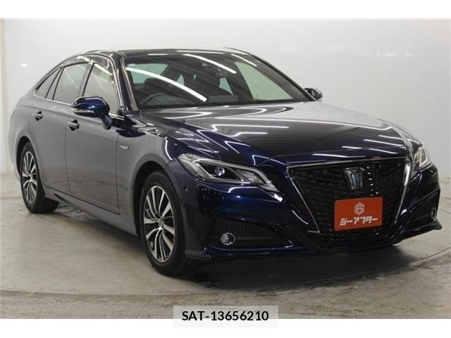 Toyota CROWN SEDAN 2019-02 7216673-2