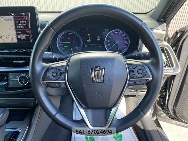 Toyota CROWN SEDAN 2022-02 7216706-15