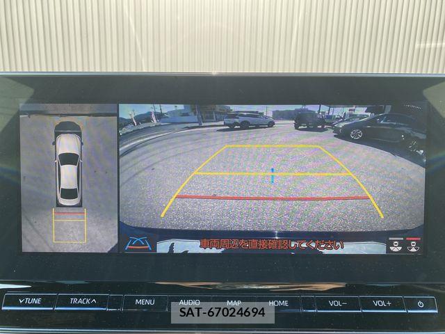 Toyota CROWN SEDAN 2022-02 7216706-17