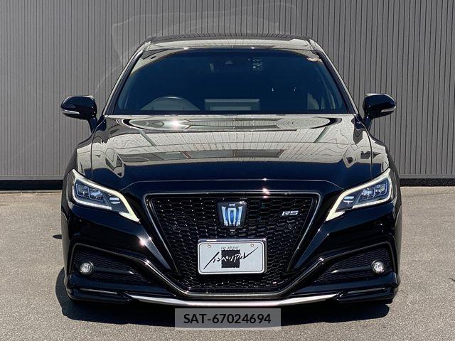 Toyota CROWN SEDAN 2022-02 7216706-3
