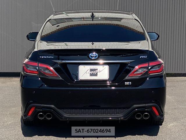 Toyota CROWN SEDAN 2022-02 7216706-4