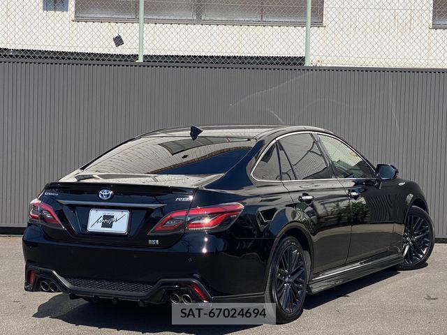 Toyota CROWN SEDAN 2022-02 7216706-6