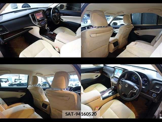 Toyota CROWN SEDAN 2017-10 7216651-16
