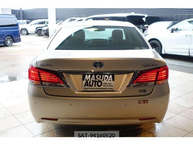 Toyota CROWN SEDAN 2017-10 7216651-18