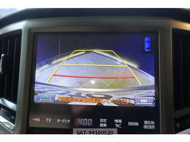 Toyota CROWN SEDAN 2017-10 7216651-2
