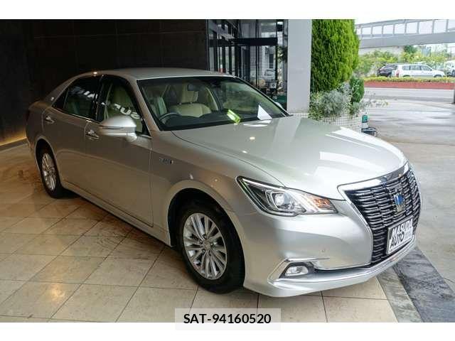 Toyota CROWN SEDAN 2017-10 7216651-4