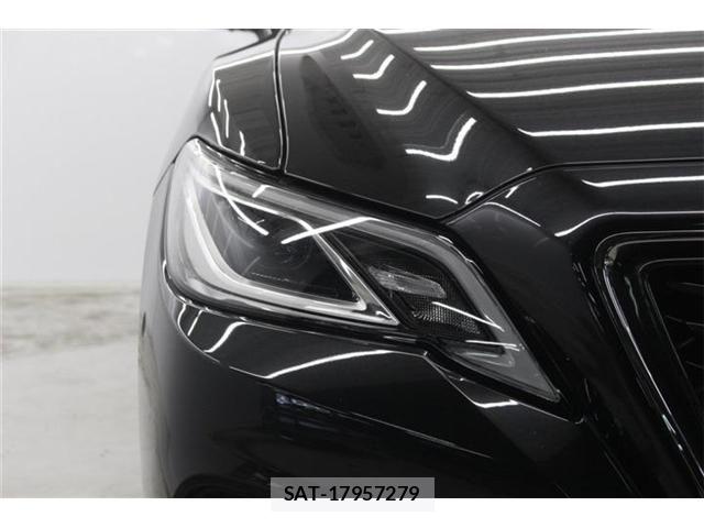 Toyota CROWN SEDAN 2018-08 7216659-11