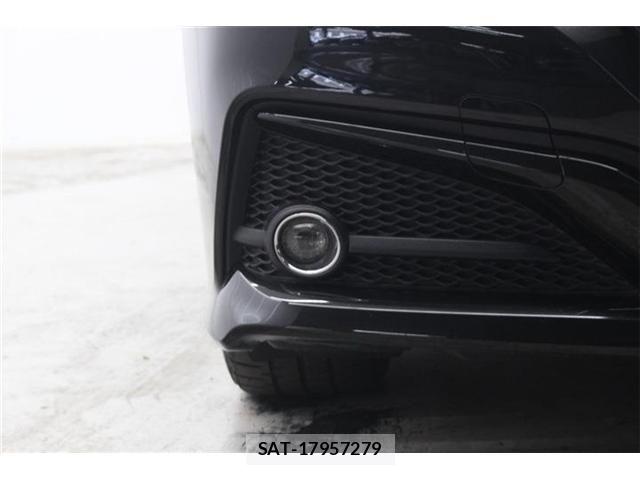 Toyota CROWN SEDAN 2018-08 7216659-12