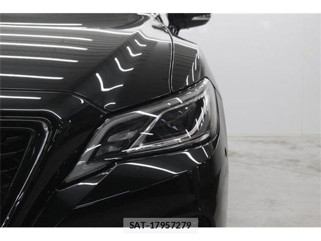 Toyota CROWN SEDAN 2018-08 7216659-14