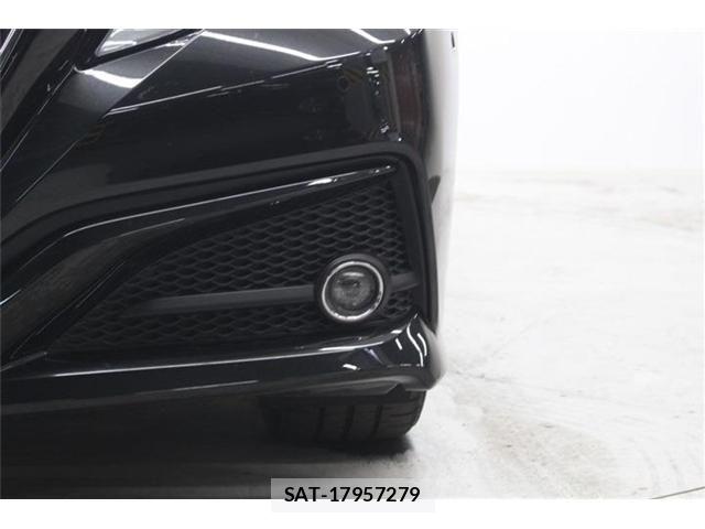Toyota CROWN SEDAN 2018-08 7216659-15