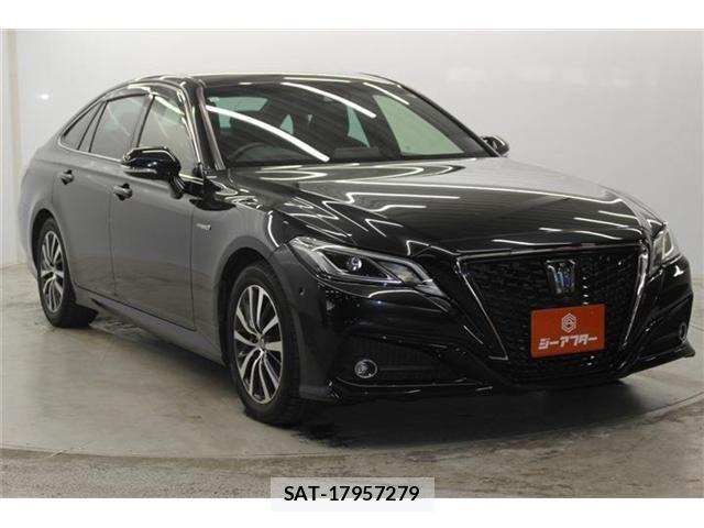 Toyota CROWN SEDAN 2018-08 7216659-2
