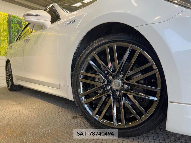 Toyota CROWN SEDAN 2014-08 7216635-12