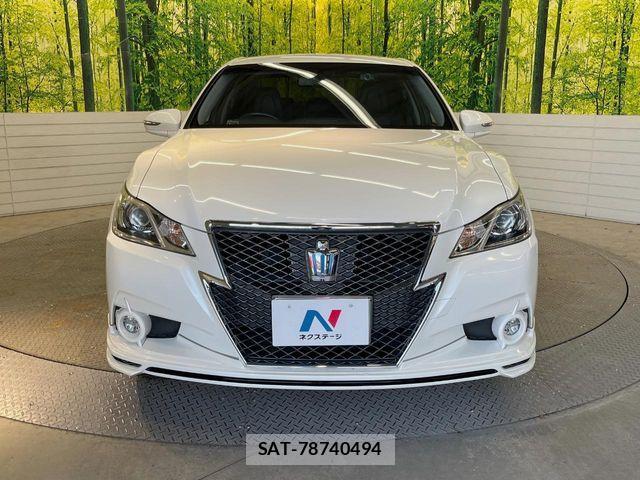 Toyota CROWN SEDAN 2014-08 7216635-13