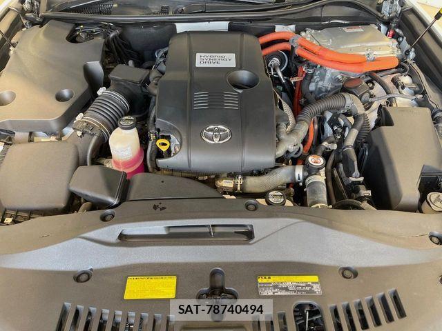 Toyota CROWN SEDAN 2014-08 7216635-17