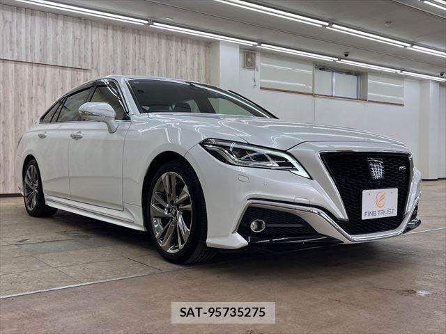 Toyota CROWN SEDAN 2021-07 7216696-15