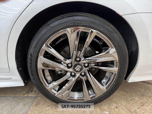 Toyota CROWN SEDAN 2021-07 7216696-28