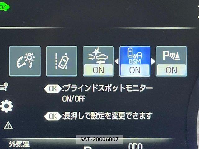 Toyota CROWN SEDAN 2019-05 7216680-4