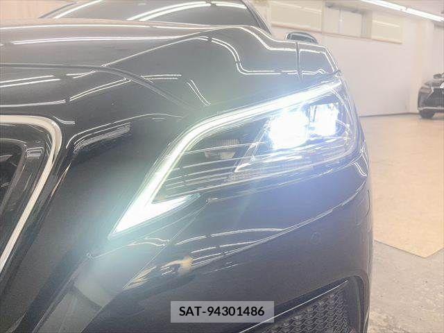 Toyota CROWN SEDAN 2019-04 7216683-10