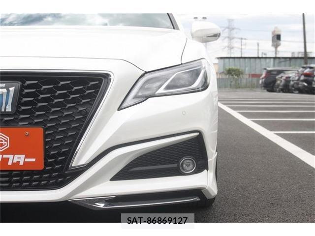 Toyota CROWN SEDAN 2019-05 7216681-9