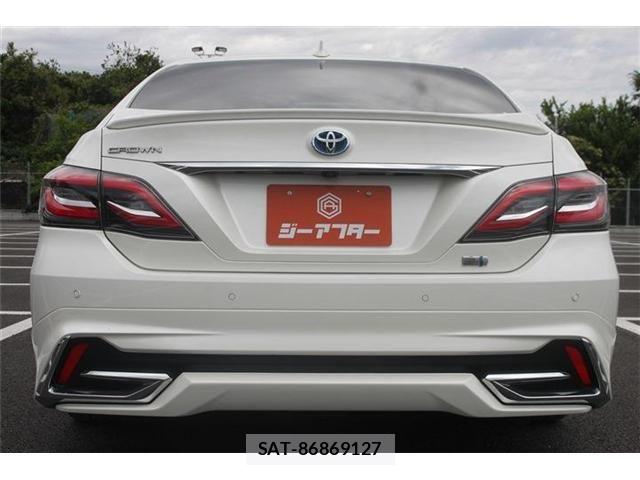 Toyota CROWN SEDAN 2019-05 7216681-14
