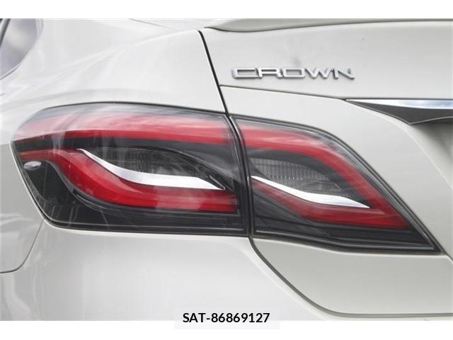 Toyota CROWN SEDAN 2019-05 7216681-15